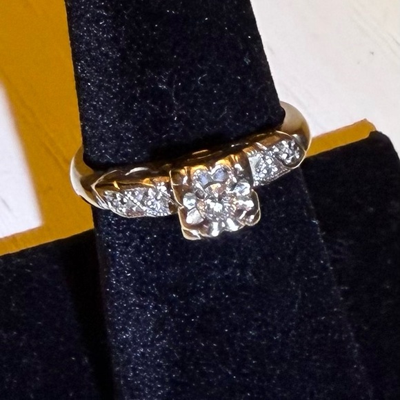Art Deco Vintage Diamond Ring Size 6.5 - Picture 2 of 12
